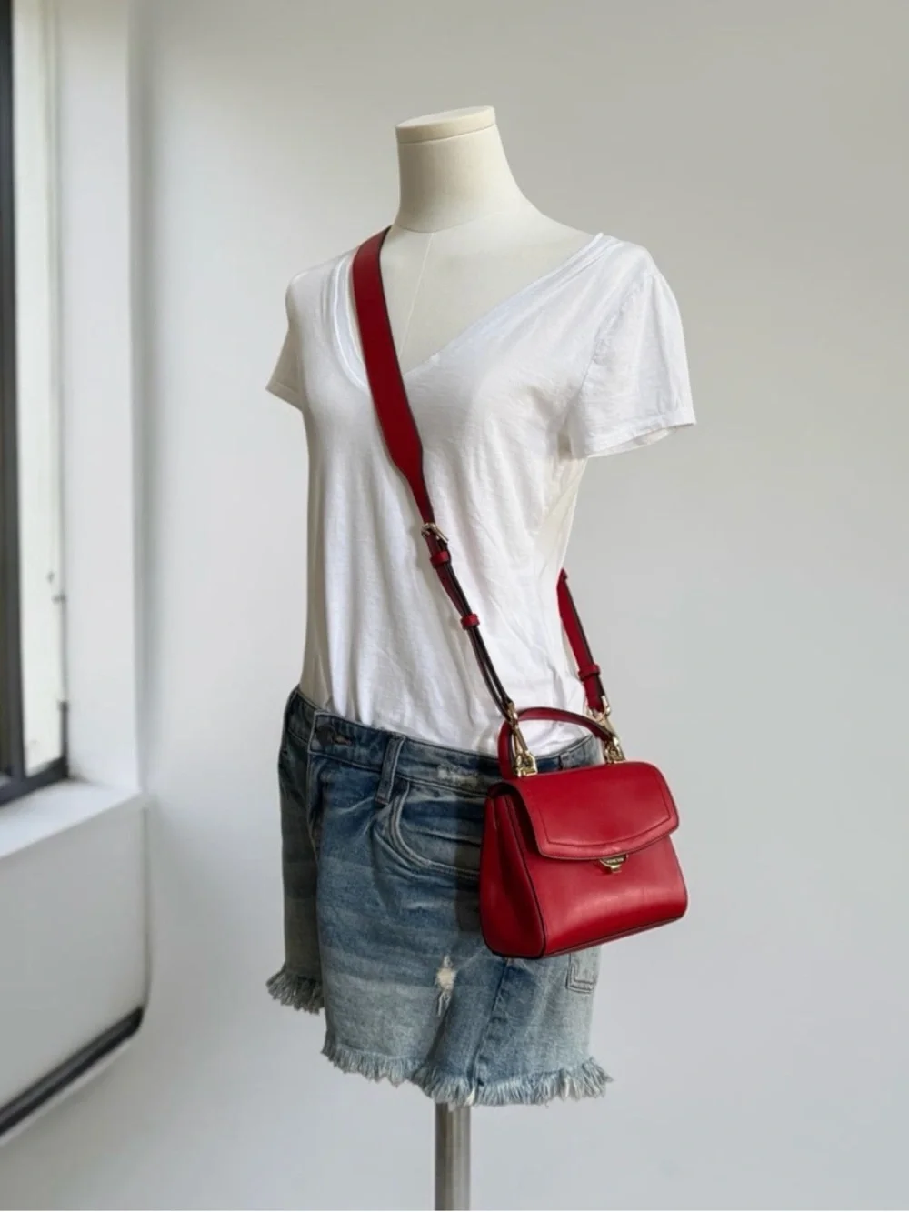 Authentic Michael Kors Red Leather Top-Handle Crossbody Bag! - Picture 14 of 14